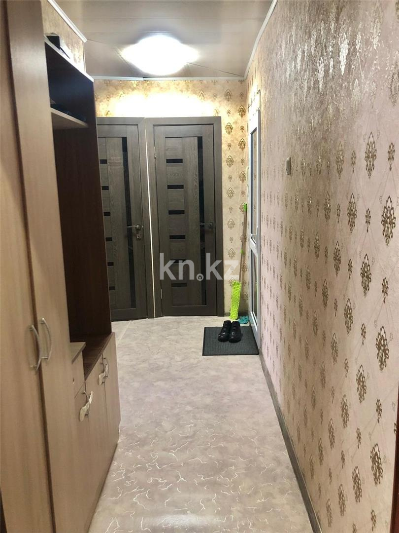 Продажа 4-комнатной квартиры, 61 м², мкр-н 15, дом  28 в Караганде - фото 15
