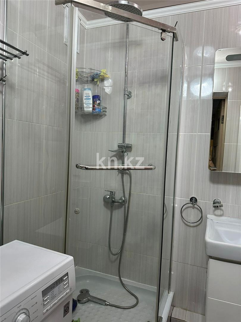 Продажа 2-комнатной квартиры, 58 м², ул. Ермекова в Караганде - фото 8