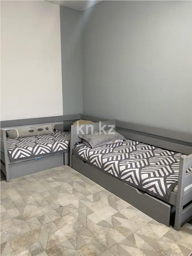 Продажа 3-комнатной квартиры, 65 м², ул. Бокейхана, дом  27 в Астане - фото 2