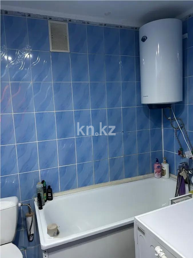 Продажа 2-комнатной квартиры, 44 м², 14-й мкр., дом  11 в Караганде - фото 3