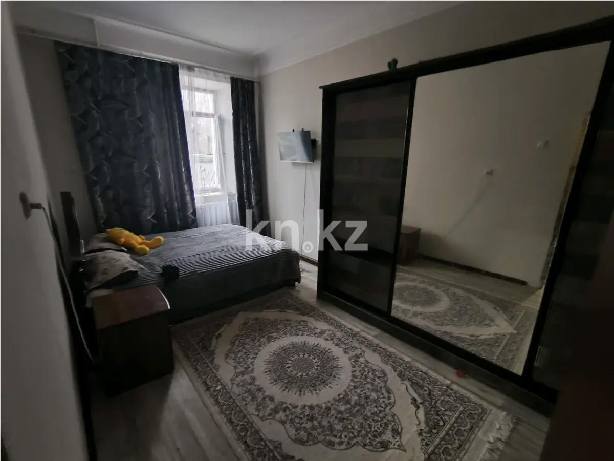 Продажа 3-комнатной квартиры, 72 м², ул. Победы, дом  102 в Караганде - фото 2