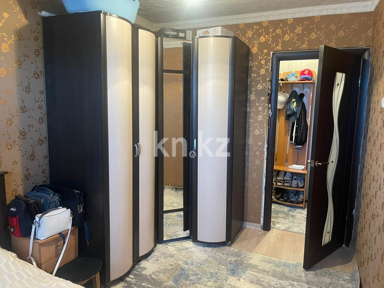 Продажа 4-комнатной квартиры, 61 м², ул. Муканова в Караганде - фото 4