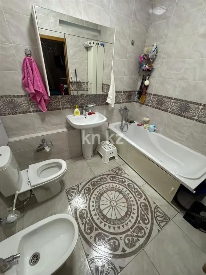 Продажа 3-комнатной квартиры, 126 м², ул. Куанышбаева, дом  15а в Астане - фото 5