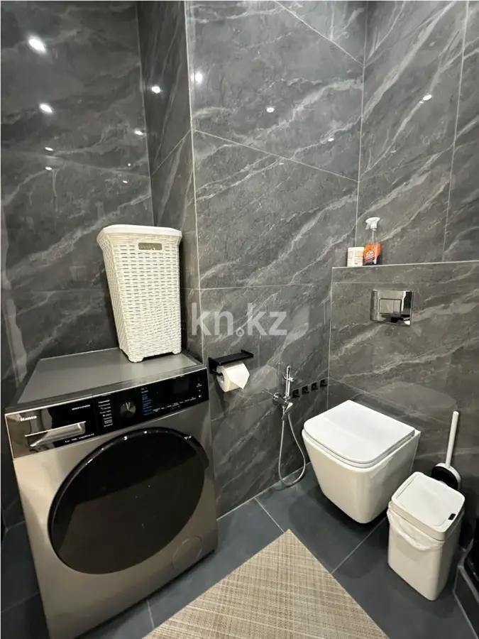 Продажа 2-комнатной квартиры, 70.5 м² в Алматы - фото 4