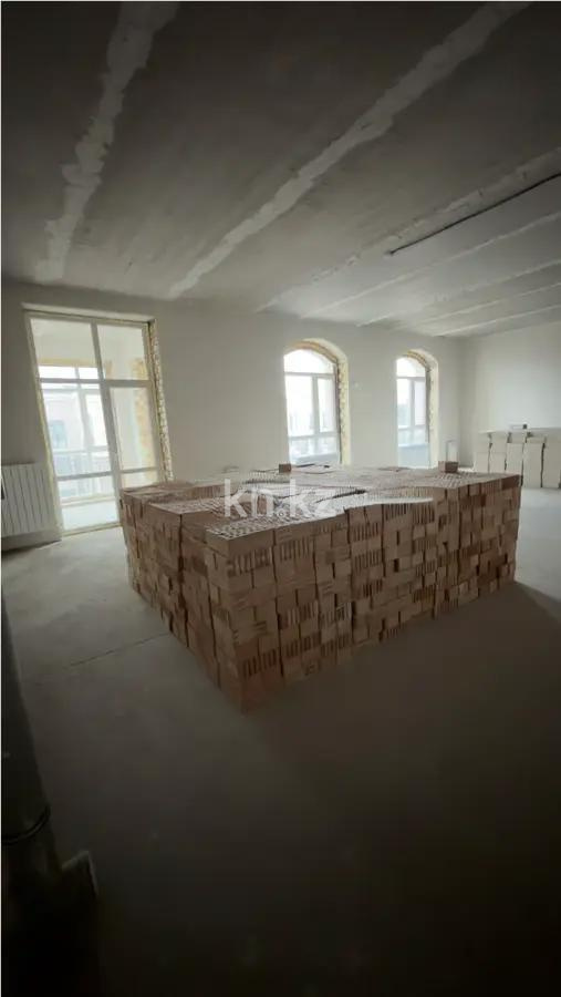 Продажа 3-комнатной квартиры, 105 м² в Караганде