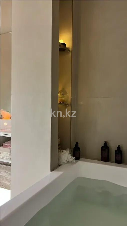 Продажа 2-комнатной квартиры, 52 м², ул. Нажимеденова, дом  2 в Астане - фото 3