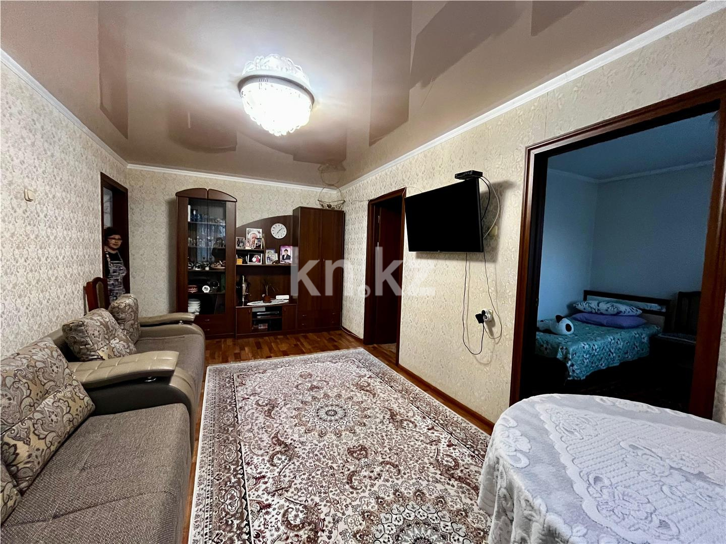 Продажа 4-комнатной квартиры, 61 м², мкр-н 18 в Караганде - фото 2