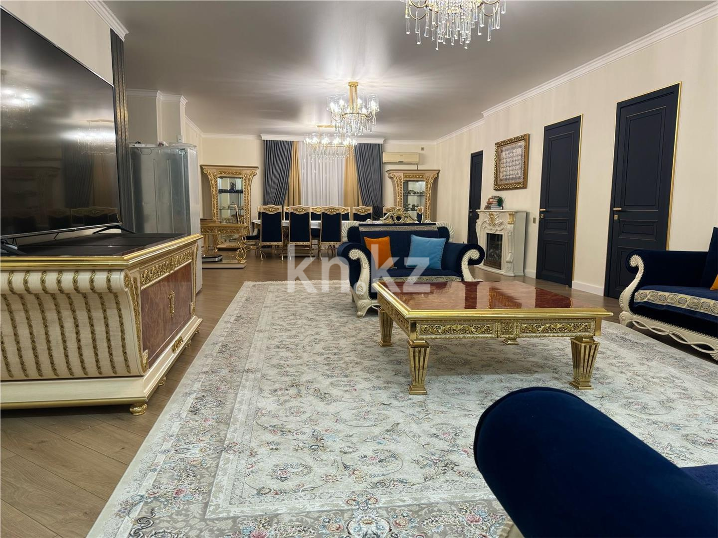 Продажа 4-комнатной квартиры, 198.9 м², ул. Иманова в Астане