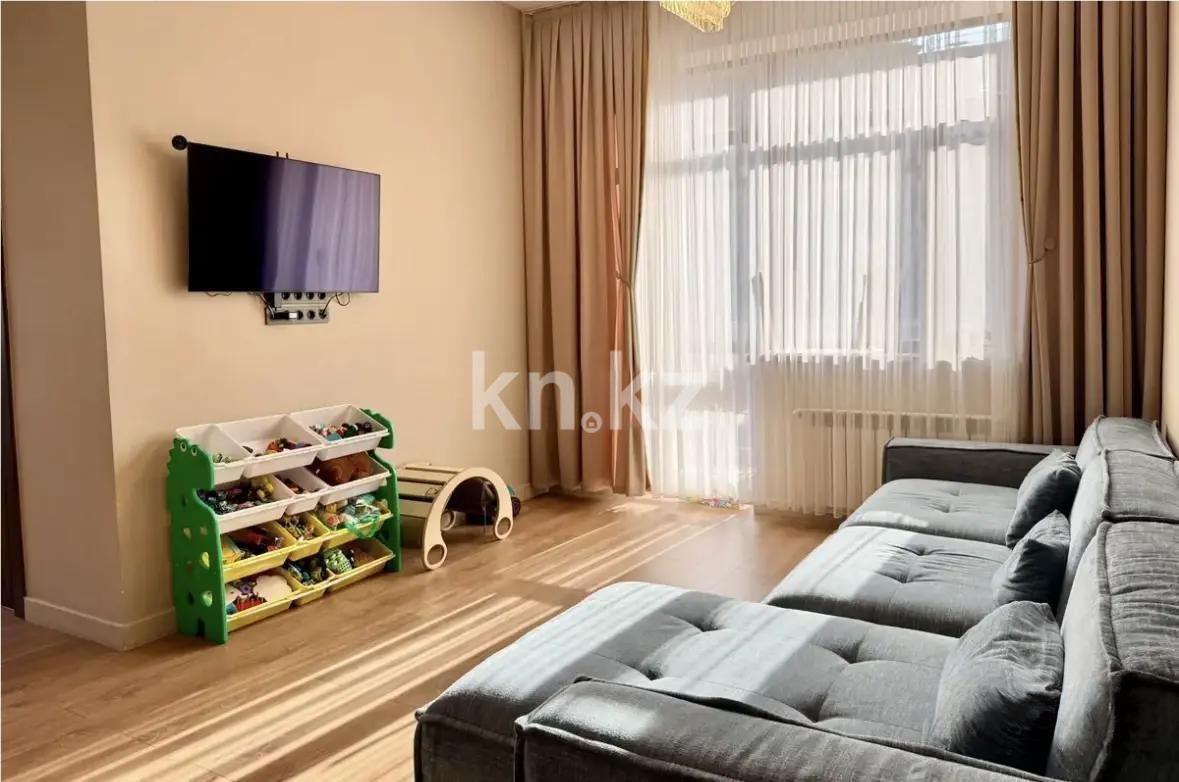 Продажа 3-комнатной квартиры, 106 м², ул. Омаровой, дом  31/1 в Алматы