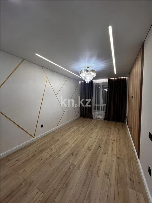 Продажа 2-комнатной квартиры, 42 м², ул. Тынышбайулы, дом  6 стр в Астане