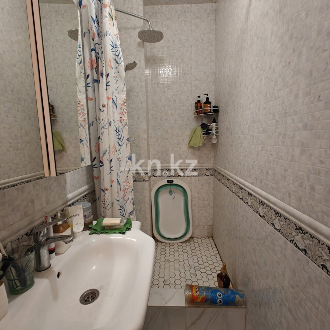 Продажа 4-комнатной квартиры, 148.3 м² в Алматы - фото 21