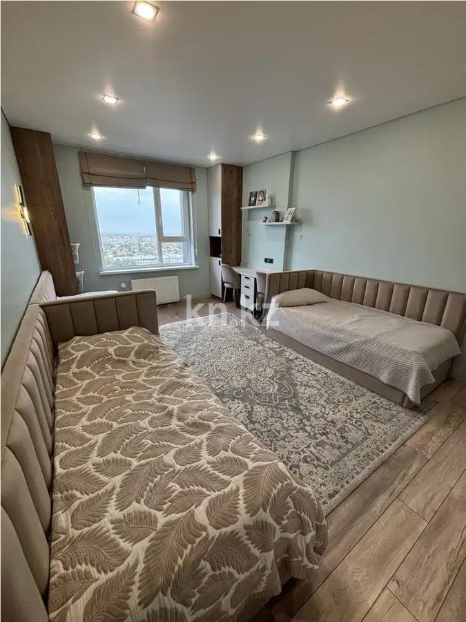 Продажа 3-комнатной квартиры, 110 м², ул. Тургута Озала, дом  194 в Алматы - фото 3