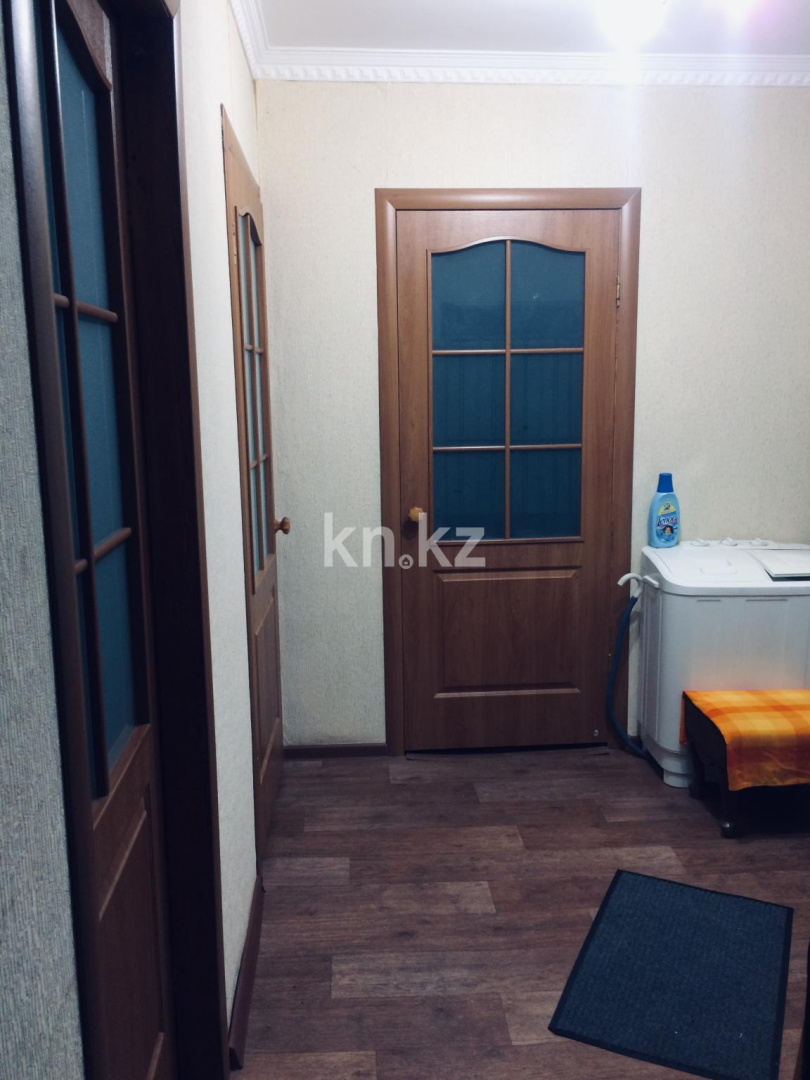 Продажа 3-комнатной квартиры, 45 м², ул. Короленко, дом  32 в Уральске - фото 8