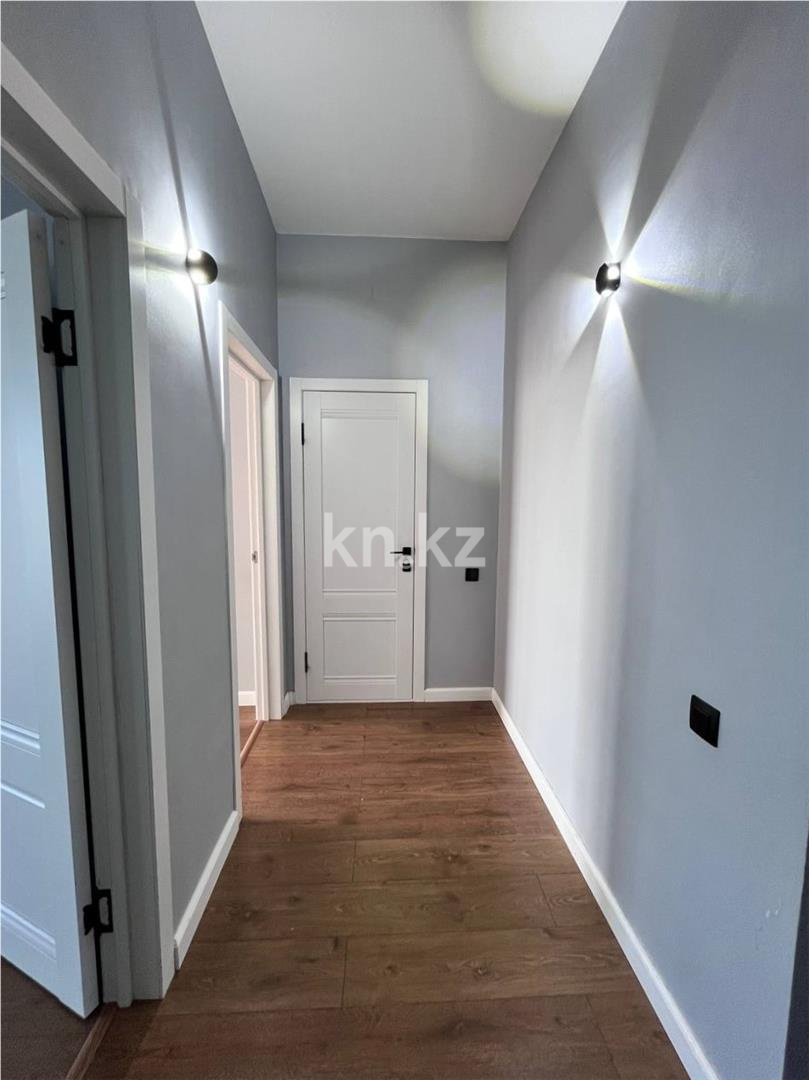 Продажа 4-комнатной квартиры, 94 м², ул. Муканова в Караганде - фото 17