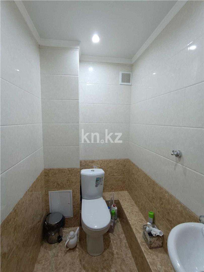 Продажа 3-комнатной квартиры, 97.9 м², пр. Момышулы в Астане - фото 16