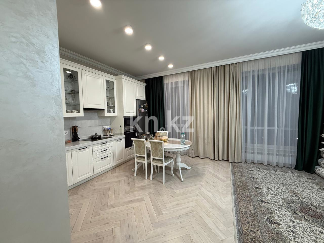 Продажа 2-комнатной квартиры, 63 м² в Алматы