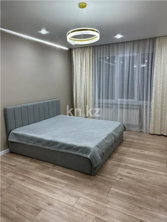 Продажа 2-комнатной квартиры, 78 м², мкр. Аксай-1а, дом  18 в Алматы - фото 2