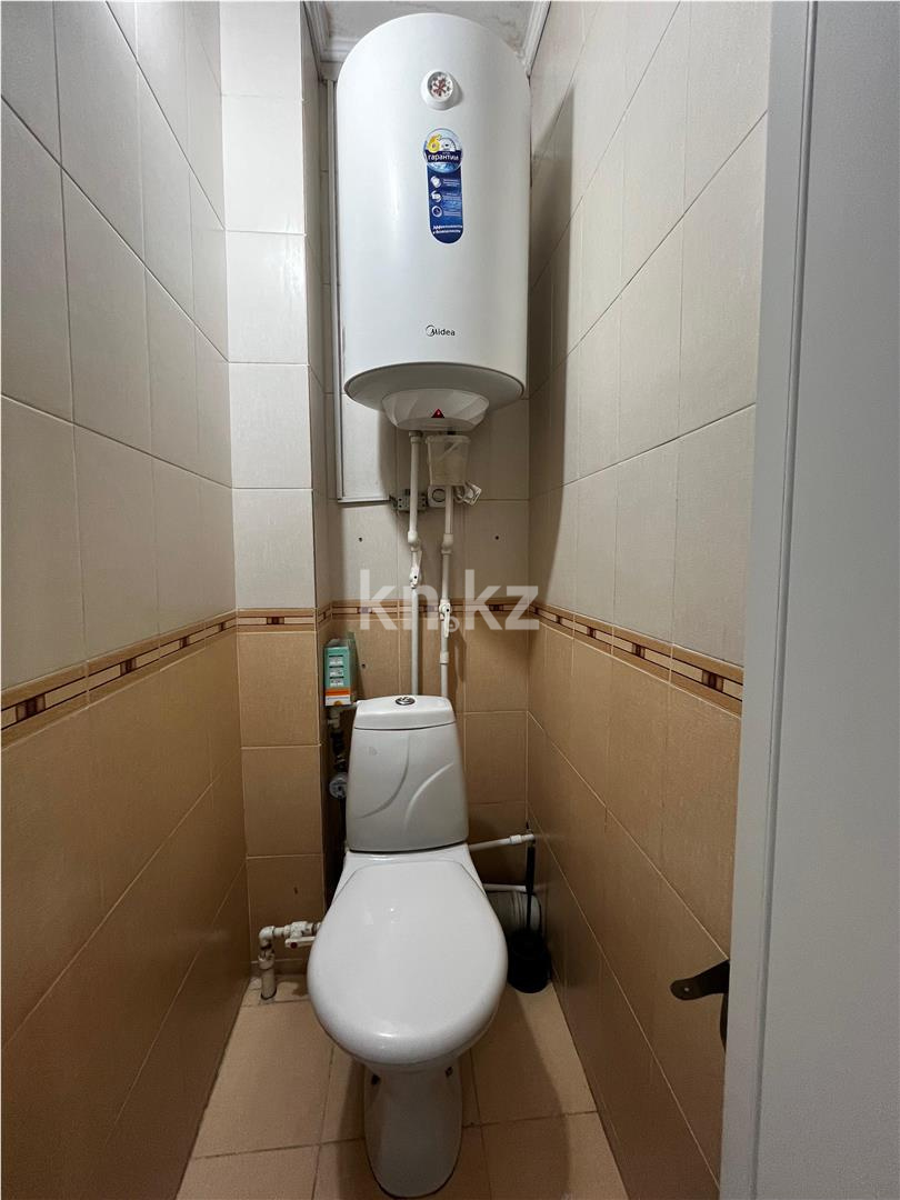 Продажа 3-комнатной квартиры, 65 м², мкр-н Голубые Пруды в Караганде - фото 9