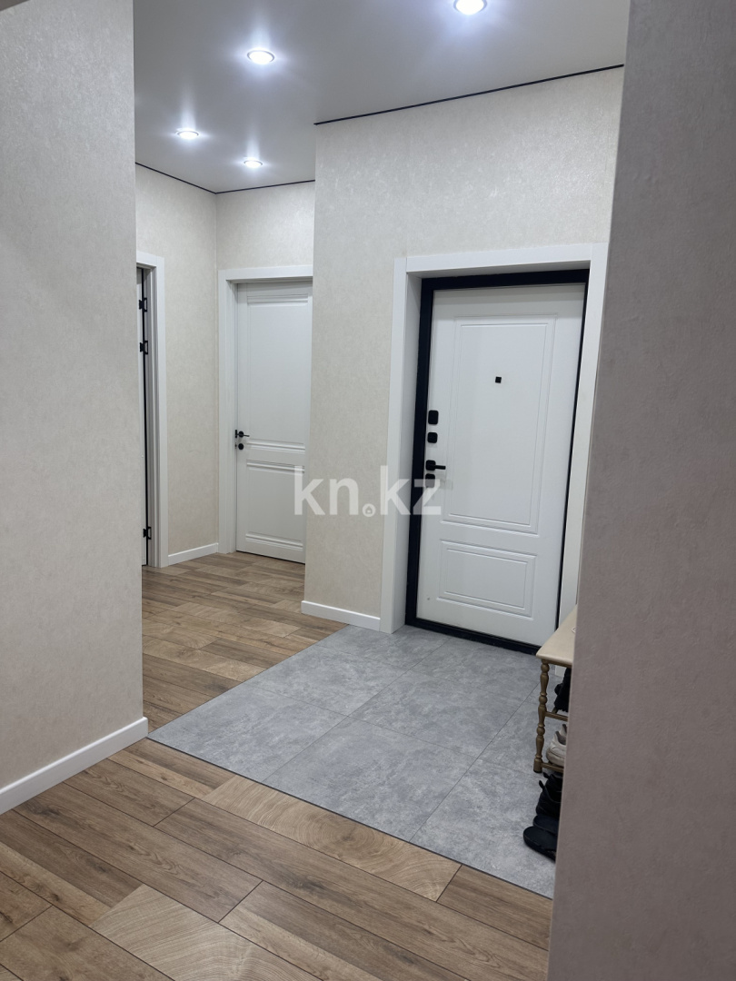 Продажа 3-комнатной квартиры, 80 м², ул. Гапеева, дом  1/9 в Караганде - фото 5
