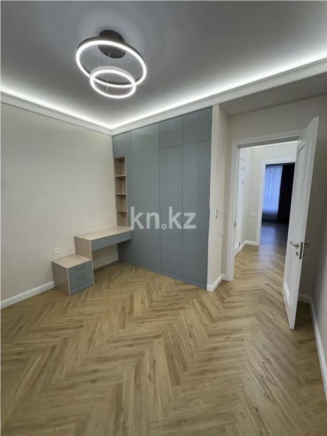 Продажа 3-комнатной квартиры, 63.8 м² в Астане - фото 2