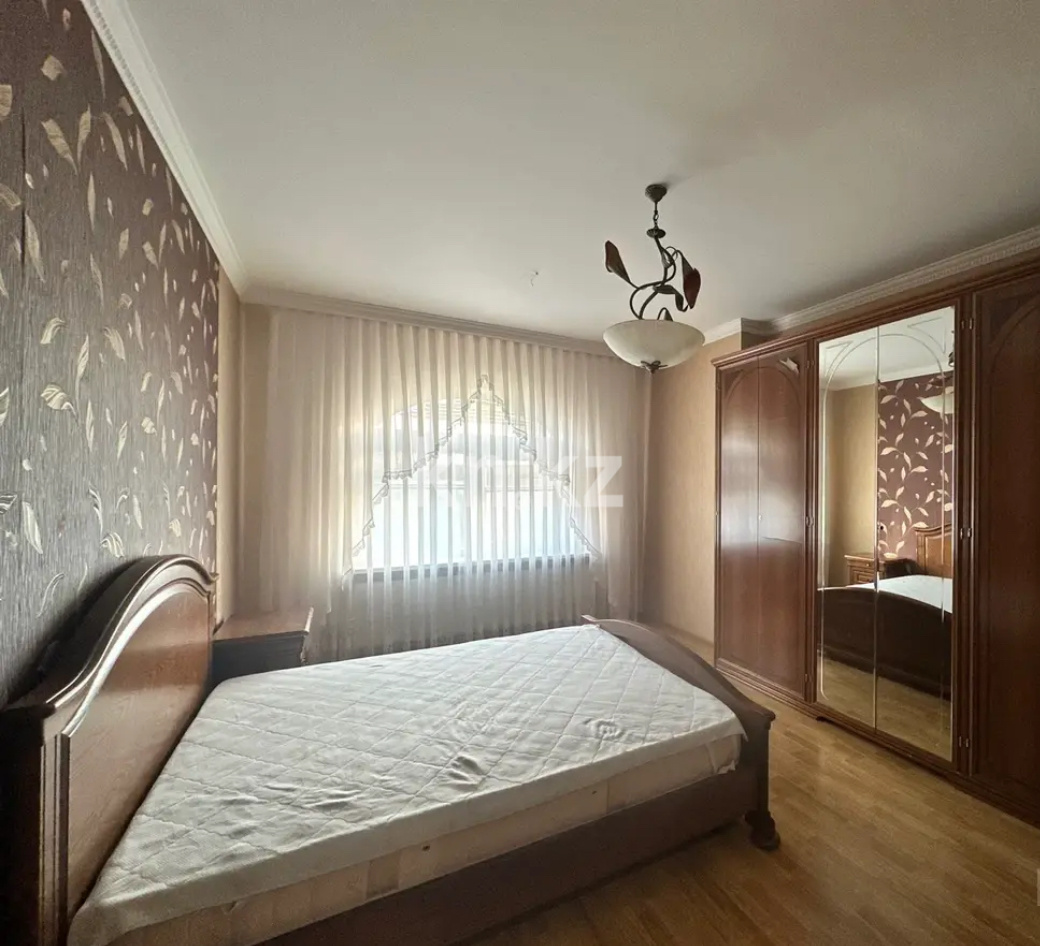 Аренда 2-комнатной квартиры, 75 м², ул. Ходжанова, дом  76 - пр. Аль-Фараби в Алматы - фото 4