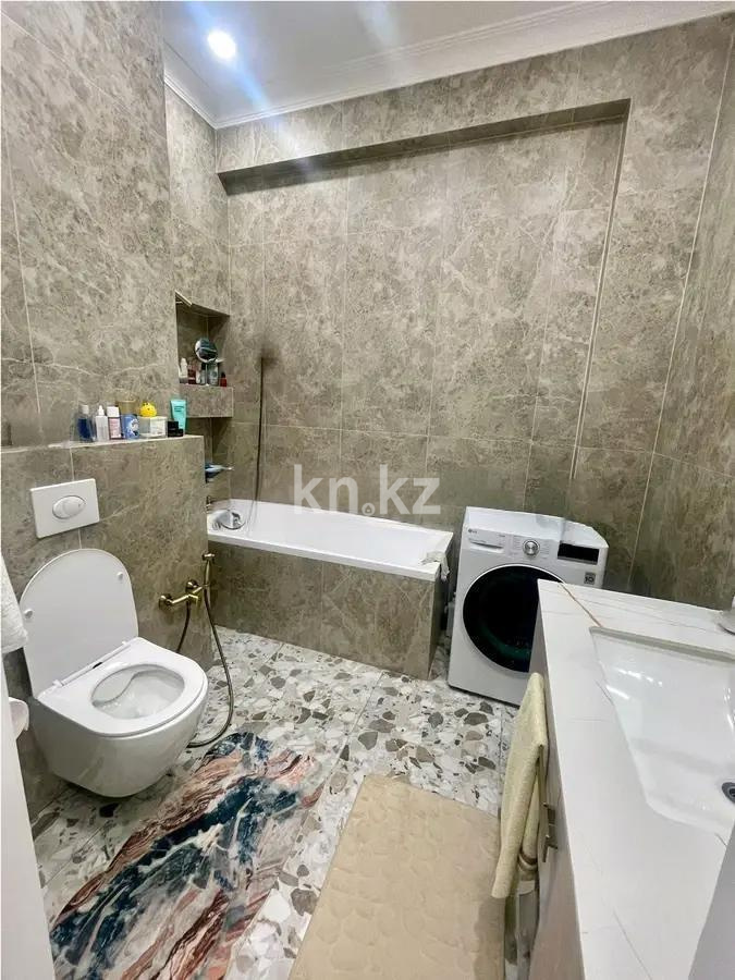 Продажа 2-комнатной квартиры, 82 м² в Алматы - фото 4