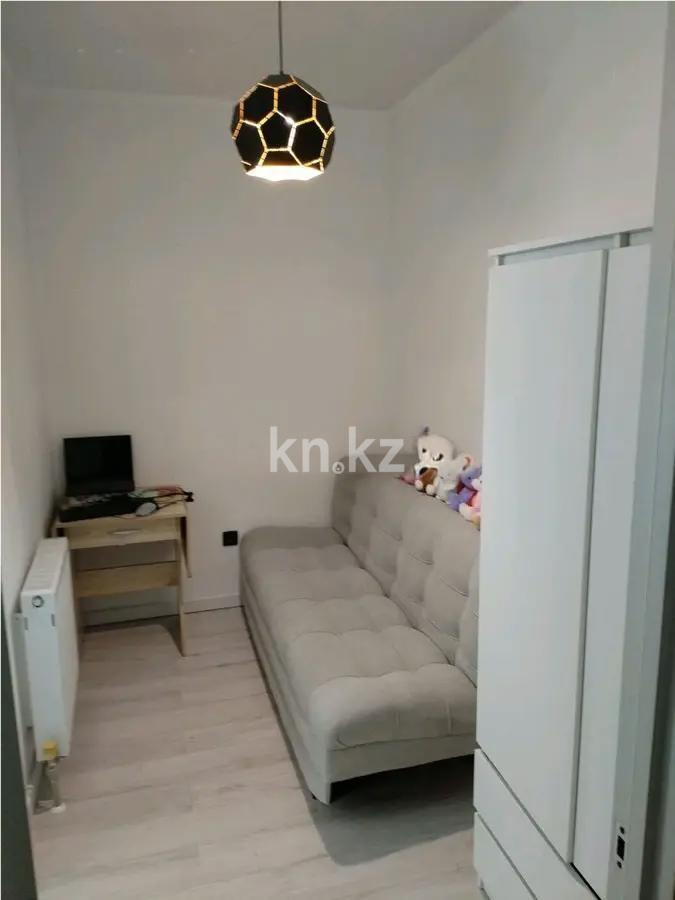 Продажа 4-комнатной квартиры, 70 м², ул. Кенесары хана, дом  54/1 в Алматы