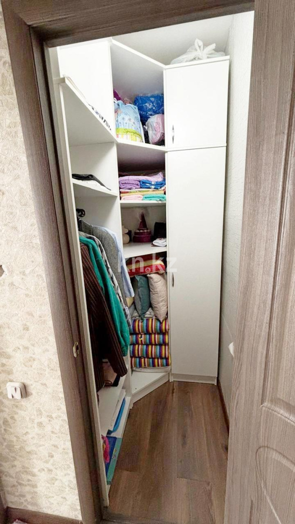 Продажа 1-комнатной квартиры, 44 м², пр. Шахтеров, дом  25 в Караганде - фото 8