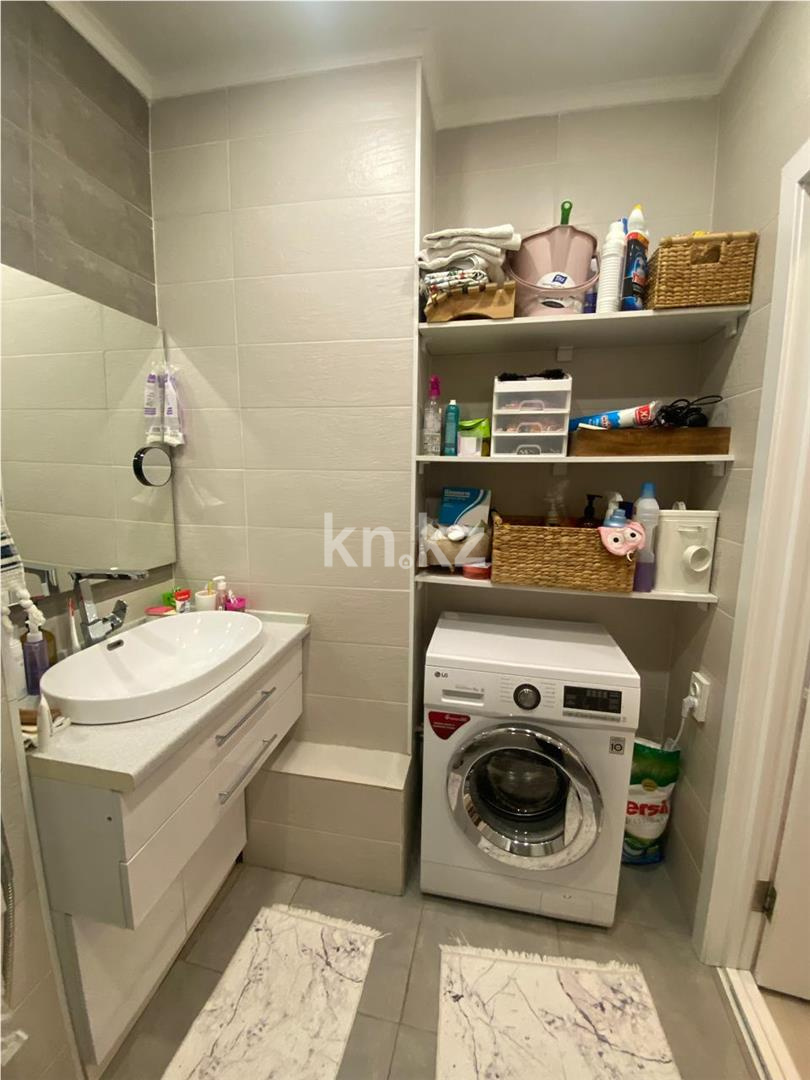 Продажа 2-комнатной квартиры, 60 м², ул. Керей, Жанибек хандар в Астане - фото 8