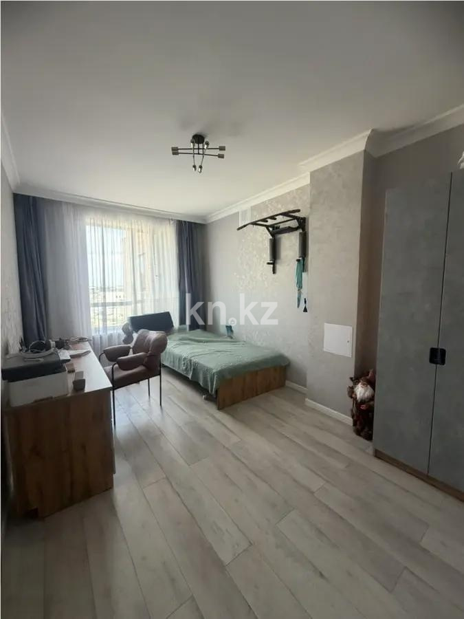 Продажа 4-комнатной квартиры, 140 м² в Астане
