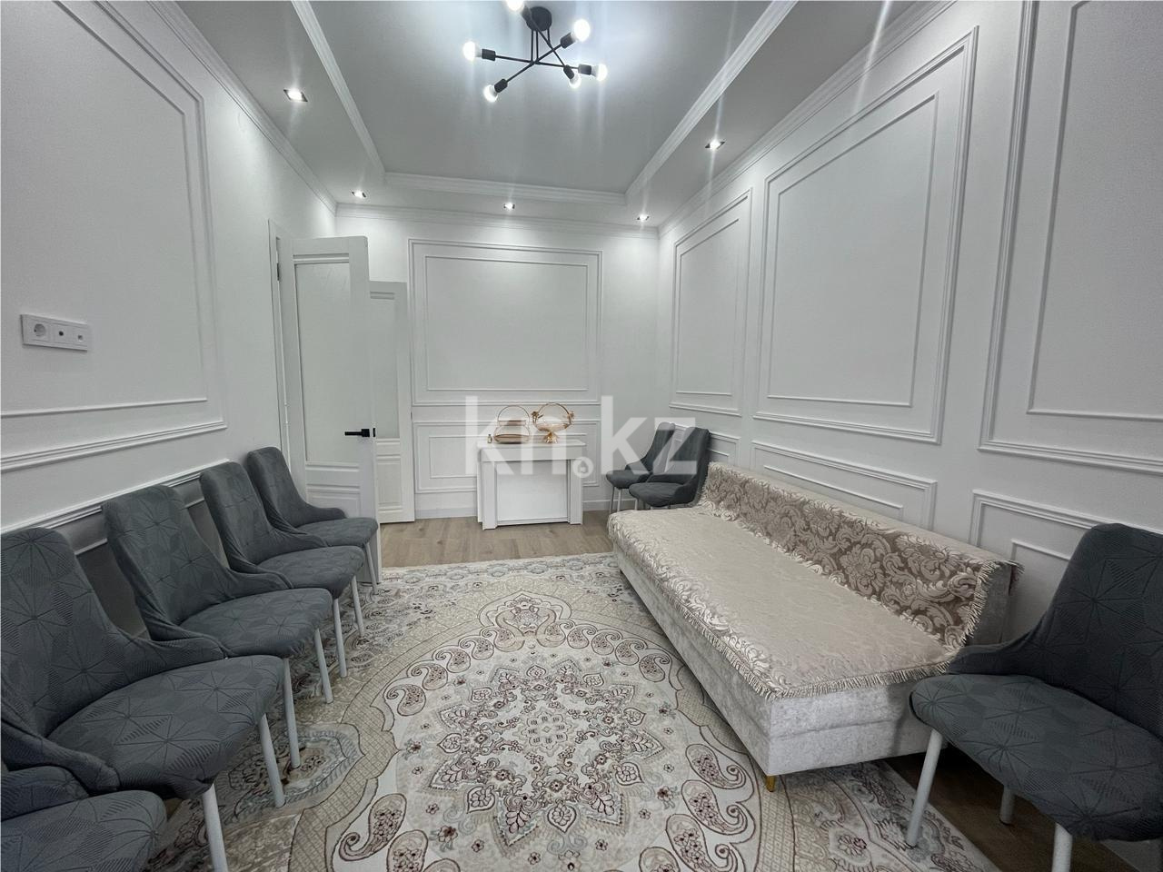 Продажа 2-комнатной квартиры, 63 м² в Астане