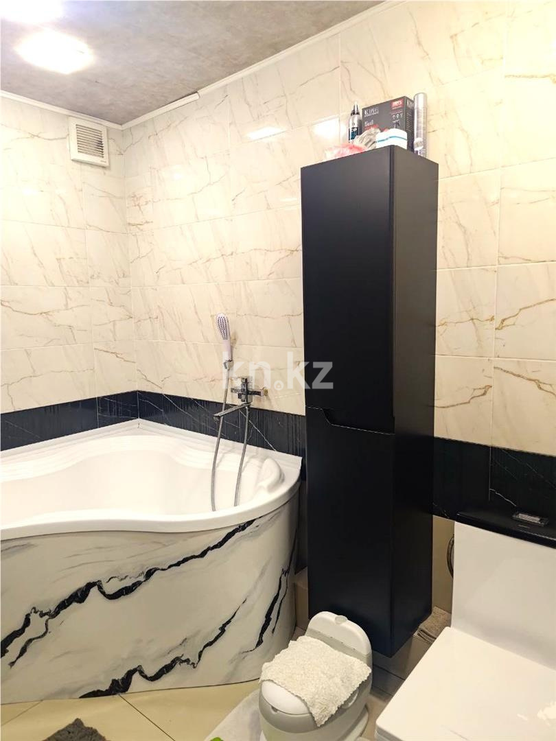 Продажа 3-комнатного дома, 70 м², ул. Учительская в Караганде - фото 12