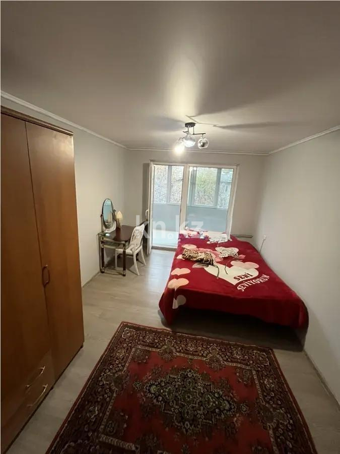 Продажа 3-комнатной квартиры, 56 м², ул. Панфилова, дом  28 в Алматы - фото 2