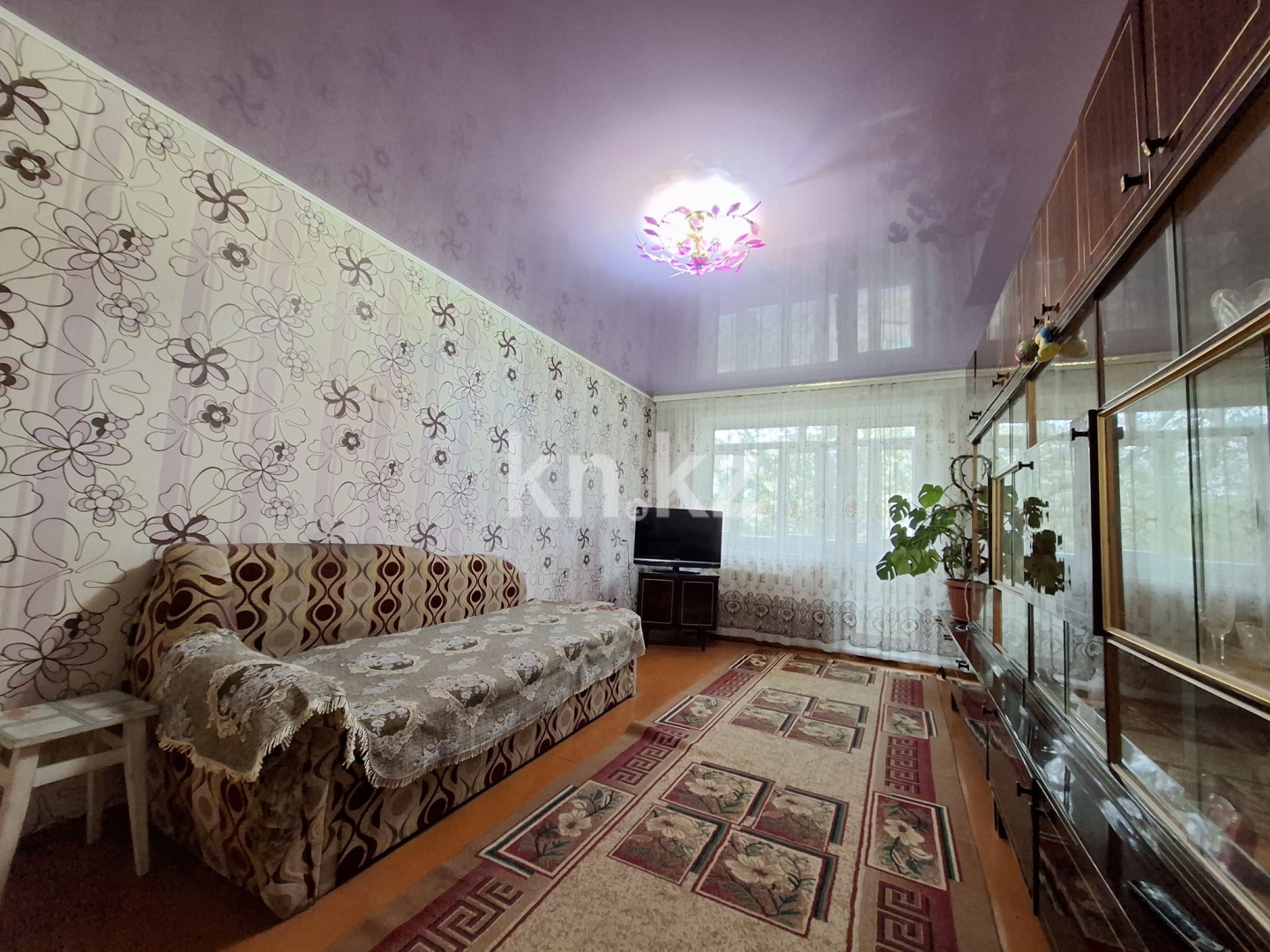 Продажа 2-комнатной квартиры, 45 м², 11а мкр., дом  14 в Караганде - фото 3