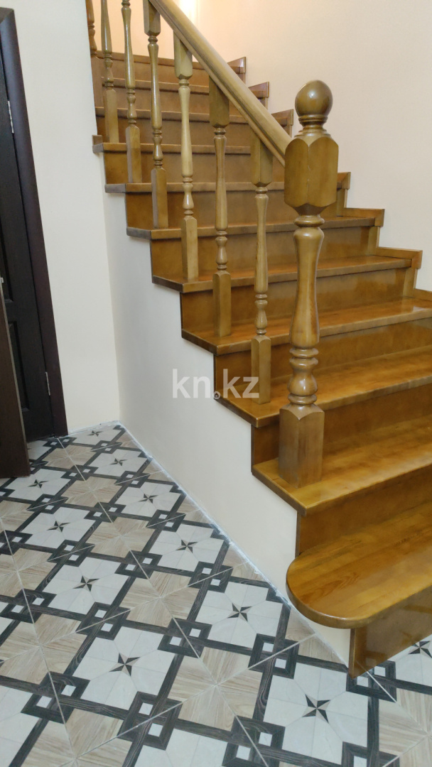 Продажа 7-комнатного дома, 280 м² в Актобе