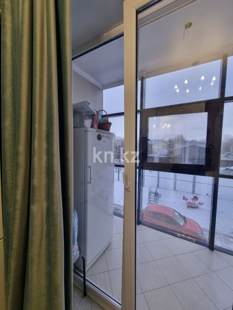 Продажа 3-комнатной квартиры, 85 м², Сакена Сейфуллина, дом  10 в Караганде - фото 5