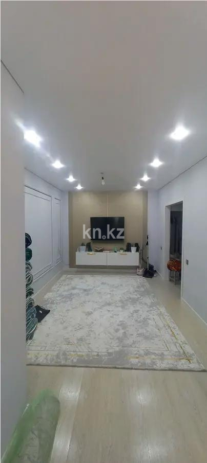 Продажа 2-комнатной квартиры, 48.5 м², пр. Кудайбердыулы, дом  17 блок 2/17 в Астане