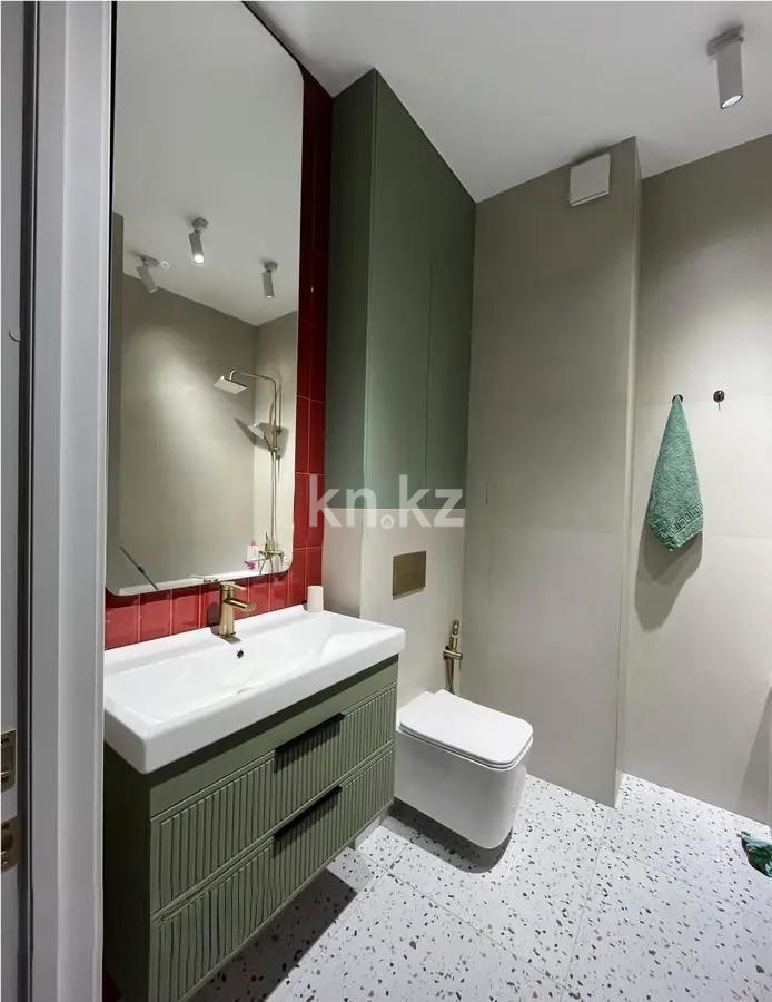 Продажа 2-комнатной квартиры, 77.2 м² в Алматы - фото 2