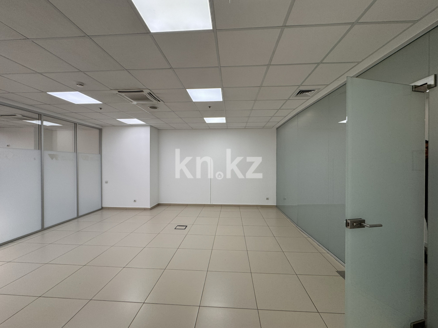 Аренда , пр. Абылай хана, дом  53 в Алматы - фото 7