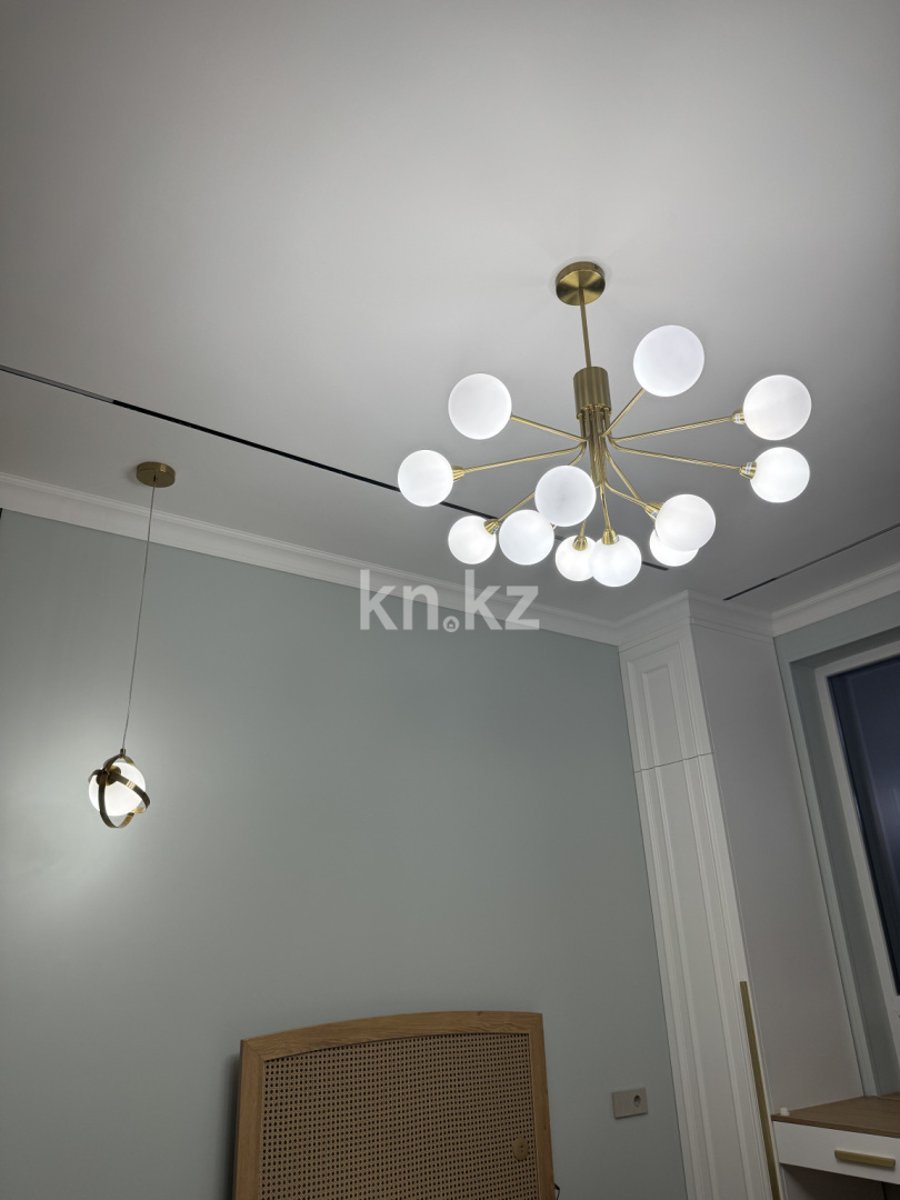 Продажа 3-комнатной квартиры, 115 м², ул. Утеген батыра, дом  11д в Алматы - фото 32