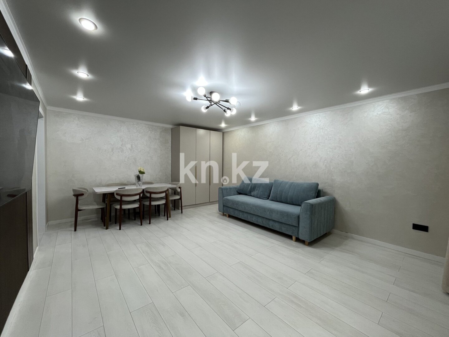 Продажа 1-комнатной квартиры, 41 м² в Алматы - фото 8