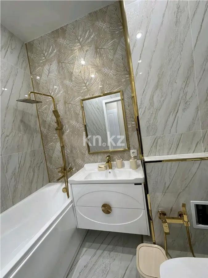 Продажа 3-комнатной квартиры, 94 м², пр. Абая, дом  165 в Алматы - фото 5