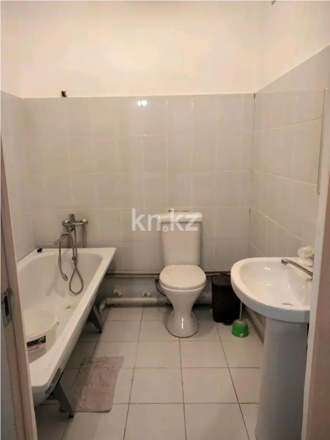 Продажа 2-комнатной квартиры, 66 м² в Алматы - фото 4