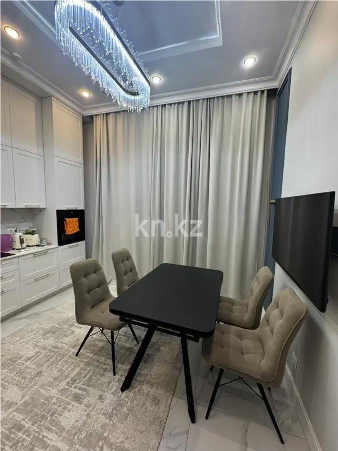 Продажа 2-комнатной квартиры, 76.5 м², ул. Толе би, дом  48 в Астане - фото 3