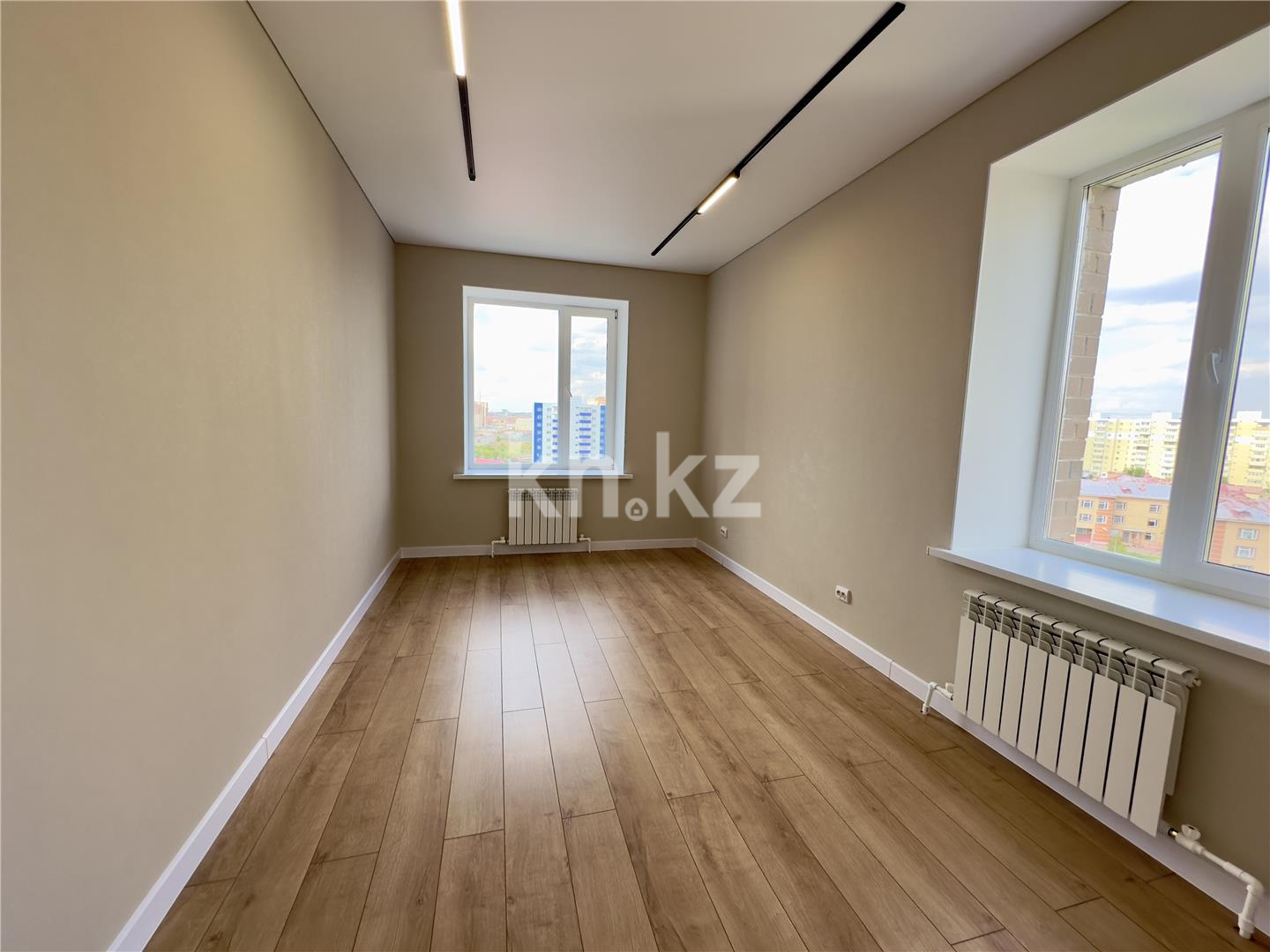 Продажа 3-комнатной квартиры, 97 м², пр. Шахтеров, дом  68 в Караганде - фото 12