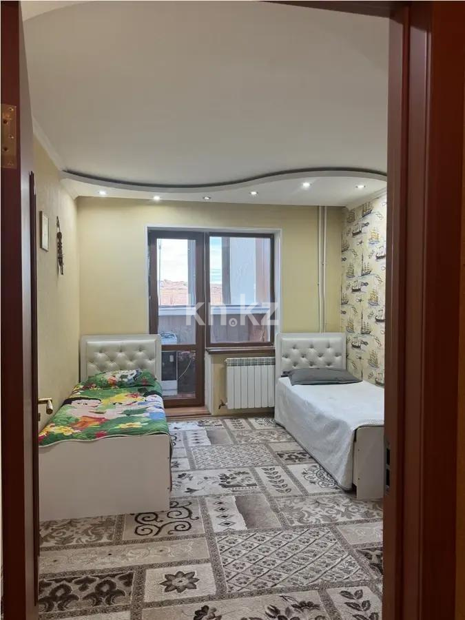 Продажа 4-комнатной квартиры, 96 м², мкр. 8-й мкр., дом  49 в Темиртау - фото 4