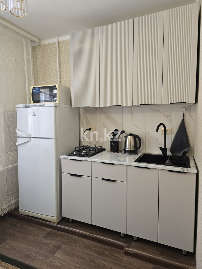 Аренда 1-комнатной квартиры посуточно, 35 м² в Уральске - фото 6