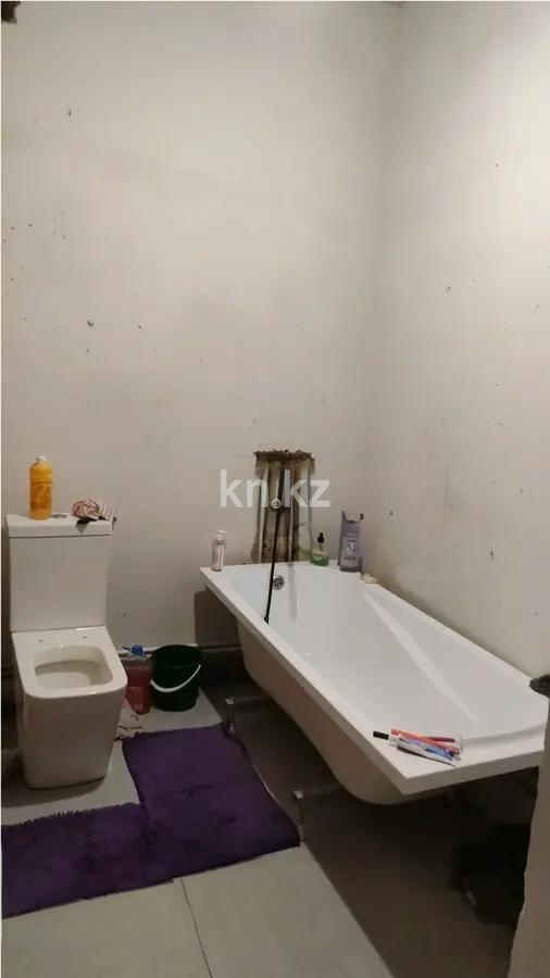 Продажа 1-комнатной квартиры, 39 м², ул. Момышулы, дом  15/2 в Караганде - фото 3