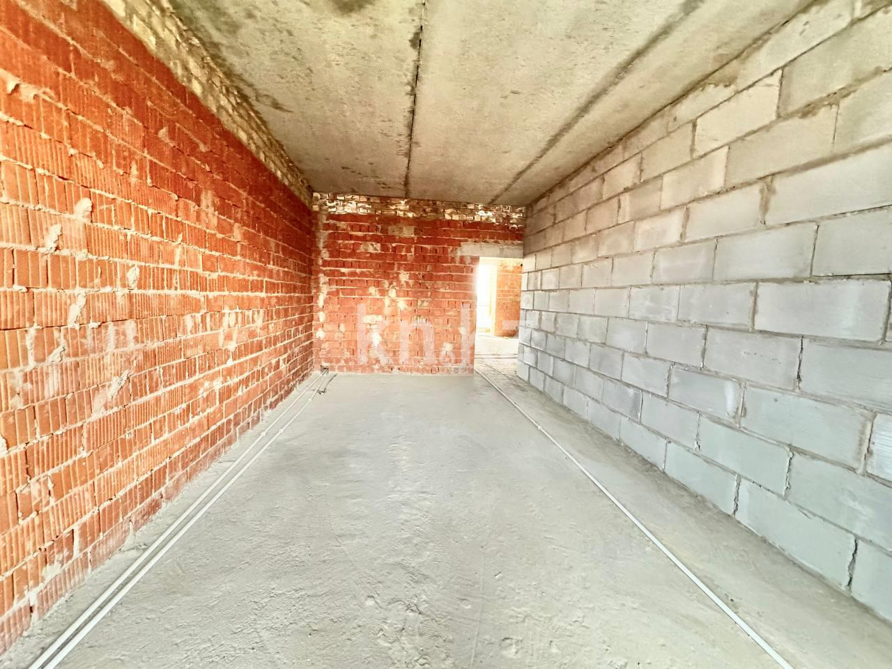 Продажа 2-комнатной квартиры, 72.4 м², мкр. Алтын Арка в Караганде - фото 7