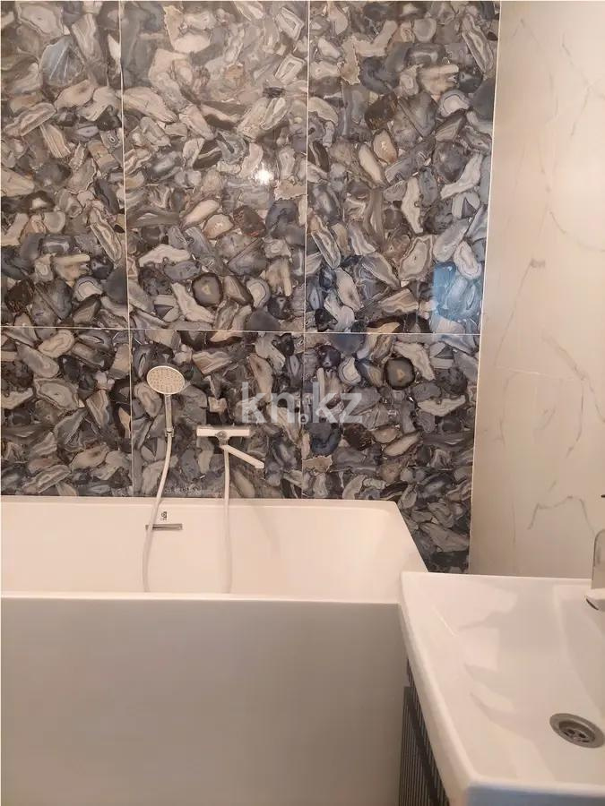 Продажа 3-комнатной квартиры, 81.5 м², ул. Бараева в Астане - фото 5